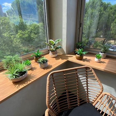 Aesthetics - 2 Bedrooms And Secure Parking! 몽펠리에 외부 사진