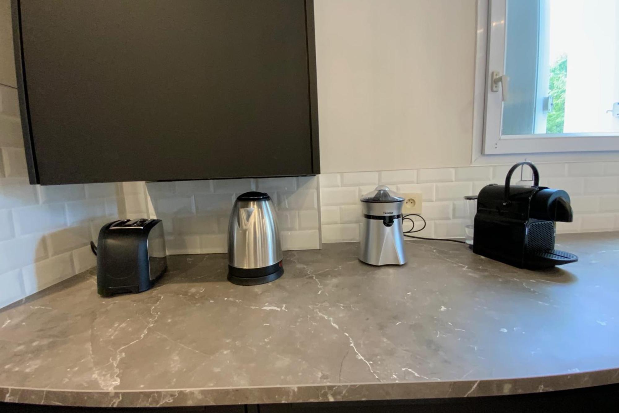 Aesthetics - 2 Bedrooms And Secure Parking! 몽펠리에 외부 사진
